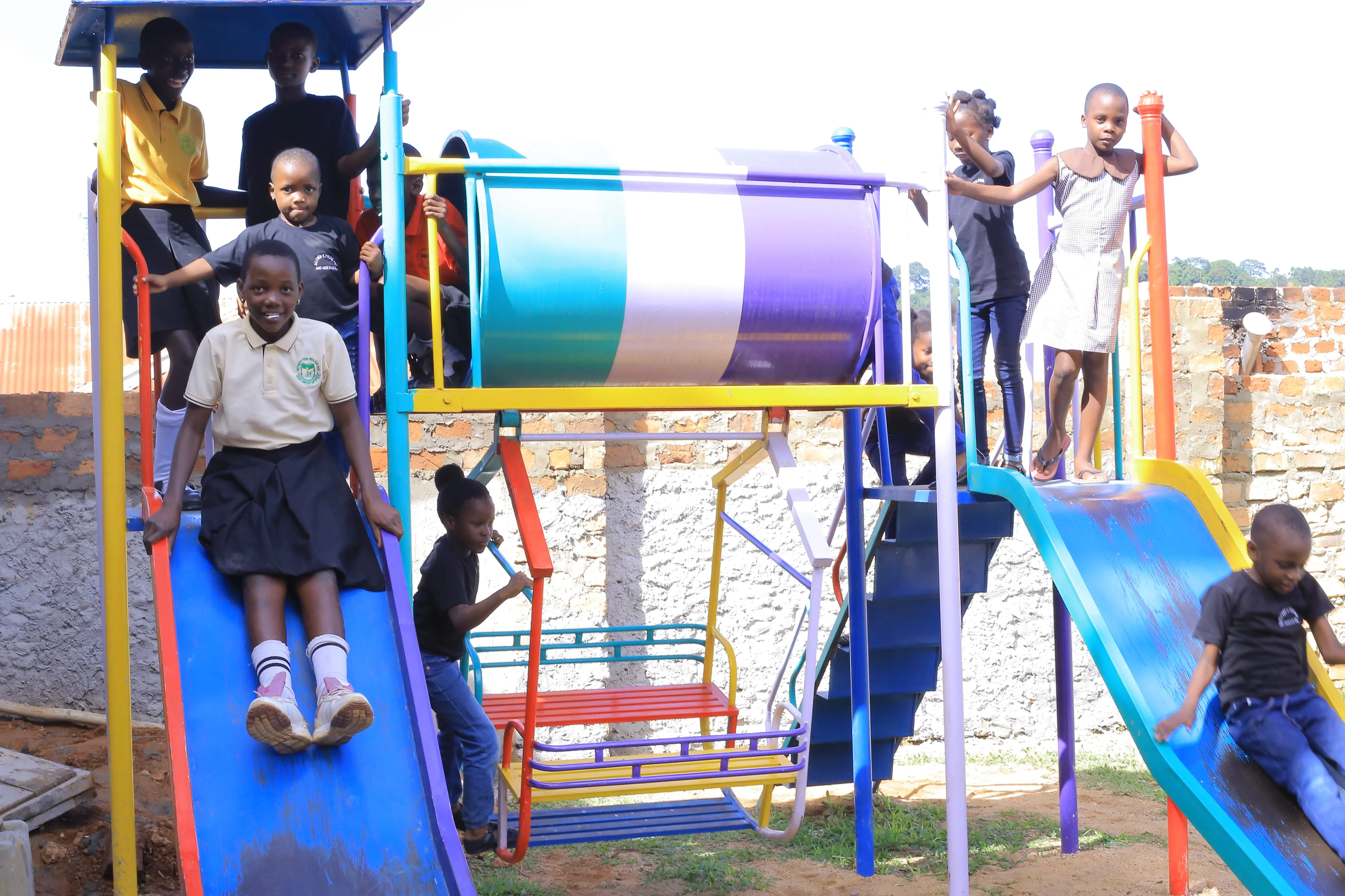 children play
